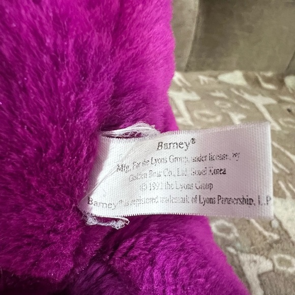 Vintage 1992 Barney The Purple Dinosaur with Shirt Plush Toy - Picture 7 of 9